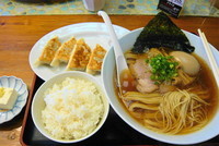 「Ａランチ（中華そば＋半ライス＋餃子４個）＋味玉９５０円」@麺や食堂 本店の写真