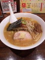 「味噌らはめん＋ニンニク」@ラハメン ヤマンの写真