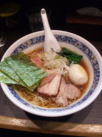 「豊穣清湯特製醤油ラーメン」@麺処 夏海の写真