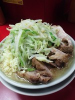 「小ダブル野菜ニンニク」@ラーメン二郎 中山駅前店の写真