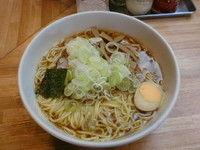 「ラーメン　大盛(￥750)+ねぎ多め（￥50）」@麺屋ごとうの写真