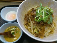 「まぜそば￥750＋カレーの素￥100＝￥850」@麺 ten しばふの写真