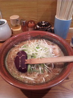 「ピリ辛ネギ醤油ラーメン」@むてっぽうの写真