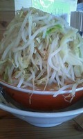 「631小（ぶた6枚、野菜3倍、味玉1ケ）900円」@ラーメン神豚 関東学院前店の写真