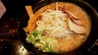 「鶏のせ塩ラーメン」@千石自慢ラーメン 西巣鴨店の写真