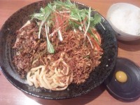 「汁なし担々麺 ¥950」@担々麺専門店 RonFanの写真