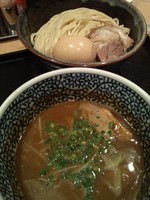 「特製鶏白湯 煮干しつけ麺 950円+中盛り 50円」@らーめん 稲垣の写真