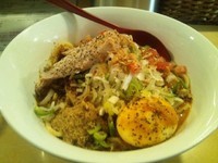 「ピザソバ豚卵200g＋しめのライスIN」@ajitoの写真