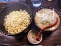 「味噌つけ麺（中盛・あつもり・野菜増し・ニンニク増し）」@麺処 花田 池袋店の写真