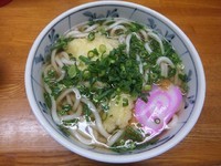 「ふぐうどん500円」@小郡駅弁当 新幹線口 2Fコンコース店の写真