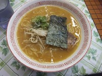「味噌ラーメン390円」@都そば 梅田店の写真
