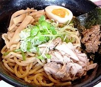 「油そば」@つけ麺 らーめん 研究所の写真