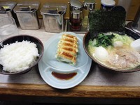 「絶好調セット（900円）、味玉100円」@横濱家系らーめん 三國家 南本宿店の写真