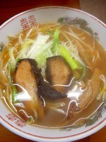 「牛骨しょうゆらーめん」@さくららーめんの写真