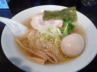 「味玉繁そば（塩）780円」@麺屋繁の写真