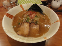 「魚介醤油らーめん（細麺）」@麺処 あじ家 瓢箪山店の写真