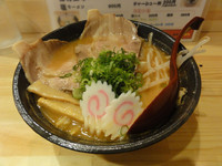 「辛味噌ラーメン（ちぢれ麺）」@粉もん屋 めん太郎の写真