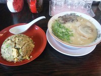 「半チャンセット」@博多ラーメン いっぽう軒の写真