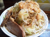 「らーめん（ヤサイ・アブラ）650円」@らーめん梵’s BONES北浦和本店の写真