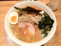 「みそにんにくラーメン」@麺屋 蕾の写真