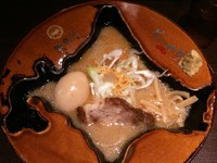 「極上渡り蟹の味噌らーめん（味玉入り） 950円」@蟹専門 けいすけ 北の章の写真