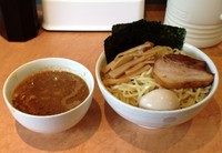「開店１周年記念 特製カレーつけ麺 大盛り」@麺家 一鶴の写真