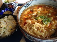 「湯麺セット (酸辣湯麺) 1,500円」@ニューオーサカホテル チャイニーズレストラン ベルビューの写真