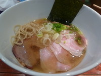 「芳醇煮干しらーめん(塩)+肉増し1枚」@喜元門 つくば東光台店の写真