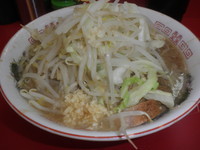 「小ラーメン（７００円）野菜・ニンニク」@ラーメン二郎 京急川崎店の写真