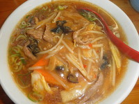 「牛肉ラーメン　６８０円」@哈爾濱料理 紅鶴楼の写真