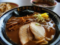 「濃厚中華そば 180g 750円」@松戸富田製麺 三井アウトレットパーク木更津店の写真