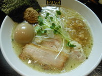 「こってりトリシオブットイメン＋味玉」@トリシオブットイメン 井の庄の写真