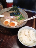 「學虎ラーメン」@豚骨醤油らーめん 學虎の写真