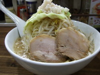 「豚そば+野菜+アブラ」@ラーメンろたすの写真