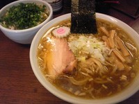 「一番搾り中華そば＋ねぎ肉めし」@つけめん 三三㐂の写真