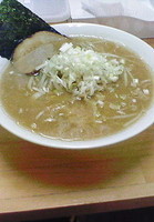 「あっさり豚骨ラーメン大￥650」@麺家ぴかまるの写真