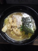 「しょうゆラーメン 550円」@ニュー甲子園の写真