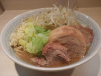 「らーめん（６８０円）豚増し（２００円）」@らーめん 陸 尾山台店の写真