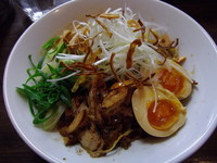 「油そば」@らーめん チキントの写真