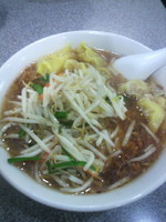 「もやしワンタン麺900円」@中華麺店 喜楽の写真