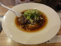 「ステーキらーめん（太麺）」@麺屋ステーキらーめん 上新庄豊里店の写真