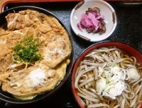 「かつ丼セット(かつ丼＋ひと口そば)700円」@横綱手打そば飛鳥 水海道店の写真