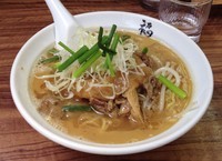 「牛すじ味噌煮込みラーメン」@麺や 福座の写真