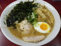 「岩のりとんこつ」@九州大分ラーメン 麺恋亭 中華街店の写真