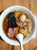 「わんたんそば（醤油）800円＋味玉100円」@支那そば なかじまの写真