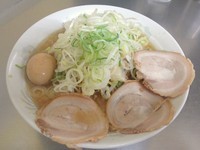 「ネギラーメン(800円)+味付玉子(100円)」@ニューホープ軒の写真