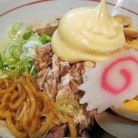 「マヨにんにく油そば　500円」@いってんべぇの写真