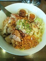 「まぜそば」@豚のらーめん 弐番手の写真