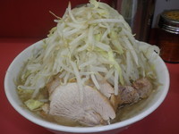 「小ラーメン（７００円）野菜マシ」@ラーメン二郎 小岩店の写真