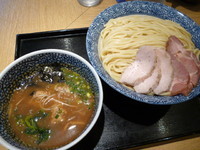 「チャーシュー濃厚魚介つけめん（特盛）９５０円＋１５０円」@麺屋 一燈の写真